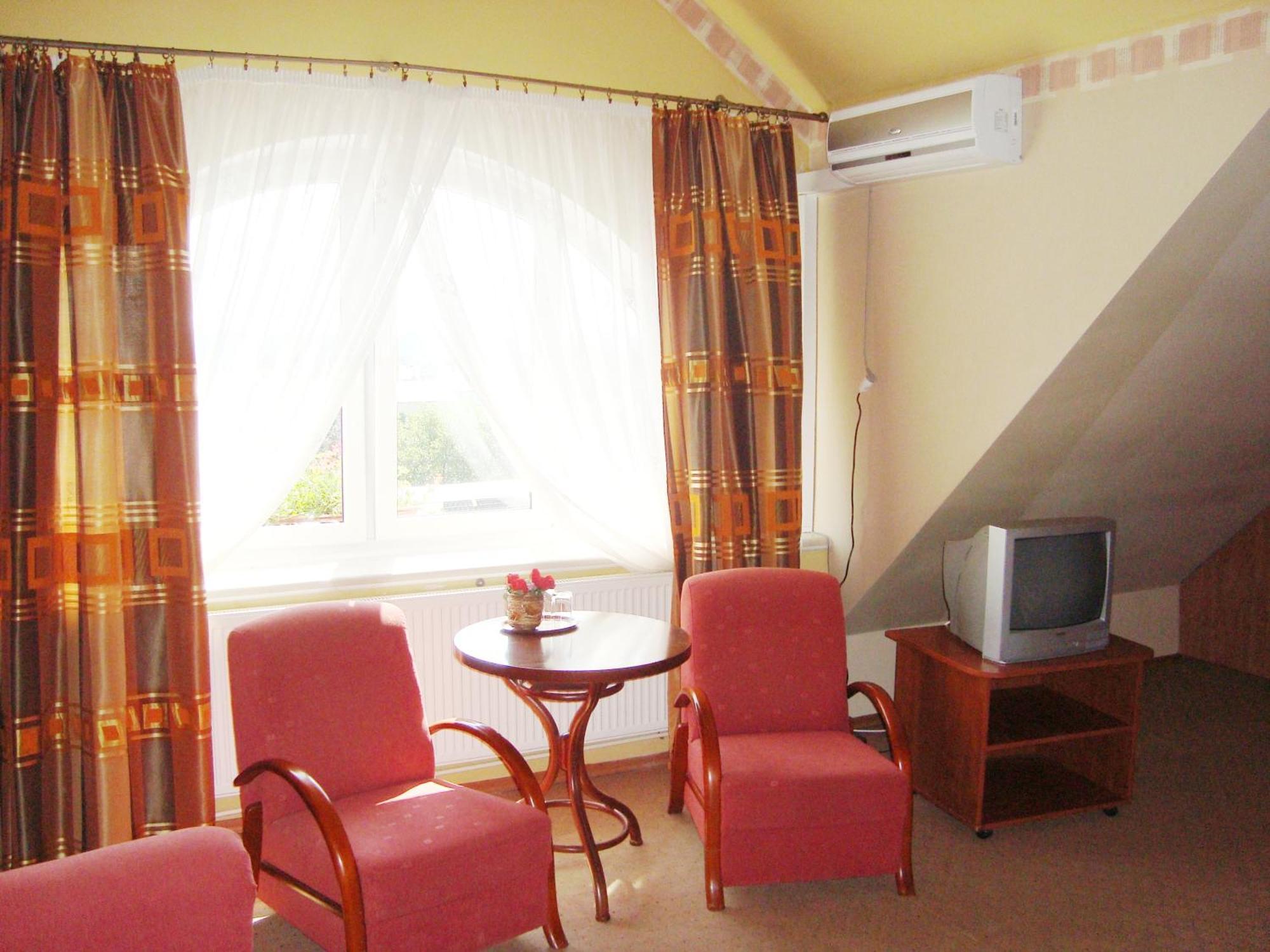 Motel Zacisze Ломжа Екстер'єр фото